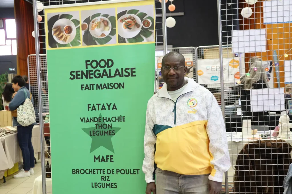 Stand Food Sénégalaise, cuisine maison, au salon des entrepreneurs de Saint-Genis-les-Ollières
