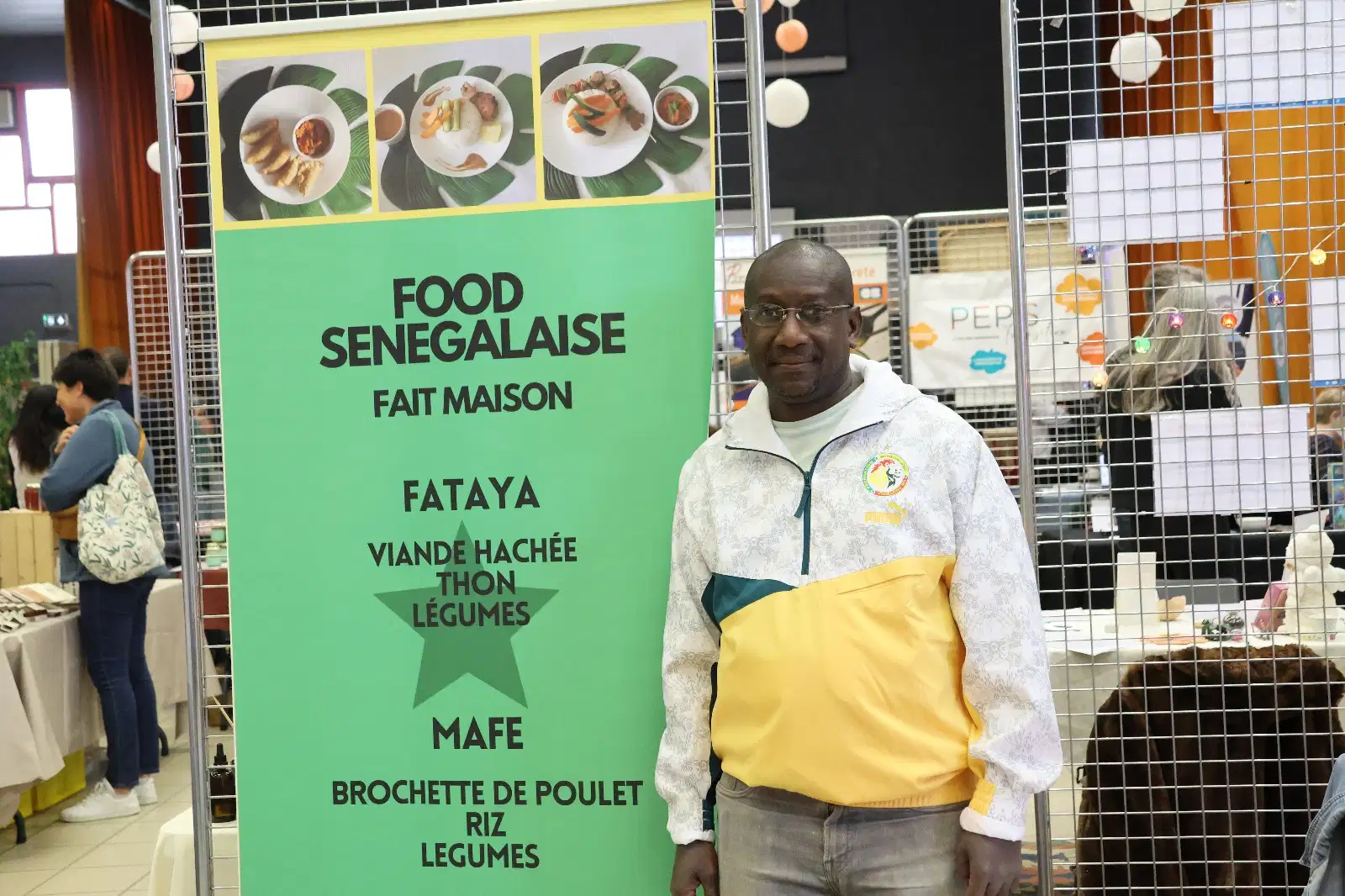 Stand Food Sénégalaise, cuisine maison, au salon des entrepreneurs de Saint-Genis-les-Ollières